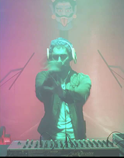 Red Road-U