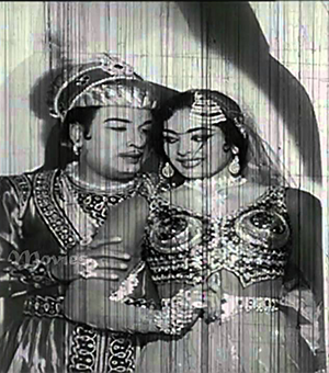 Pavala Kodiyile
