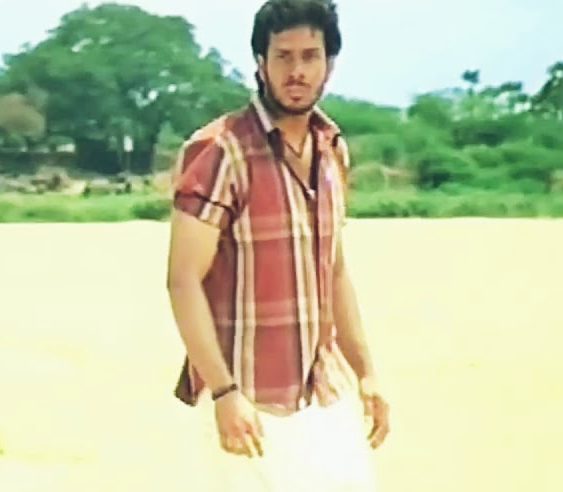 Paarvaiyile Oru Yekkam