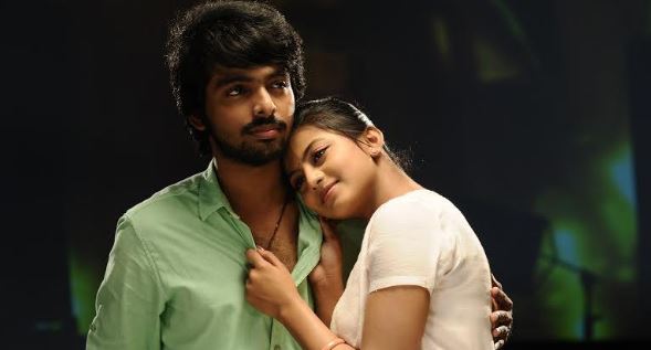 Yennachu Yedhachu