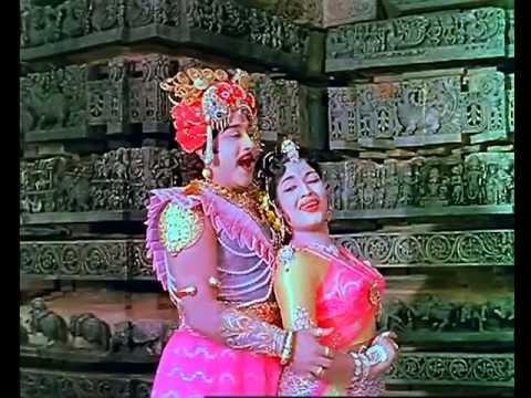 Iravum Nilavum