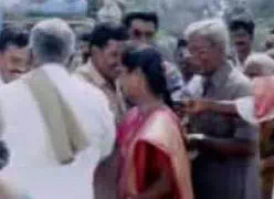 Meendum Pallikku