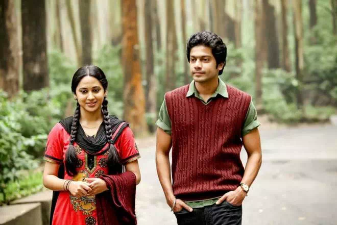 Yedhedho Ennam Vandhu