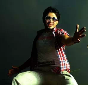 Panivizhum Nilavu
