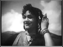 Poo Mudippadhum Pottu