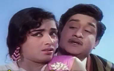 Pudhu Nadagathil