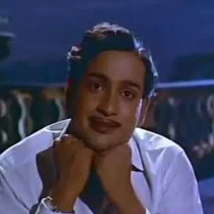 Ennathaan Ragasiyamo Idhayathile