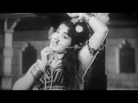 Ethir Paaramal