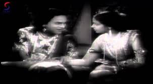 Ullang Kavarumen Paavaai