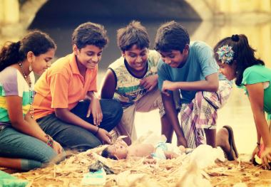 Unnai Parthaal Podhum