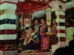 Kaathoda Pogum Karai