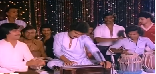Nalla Kavignan Enna