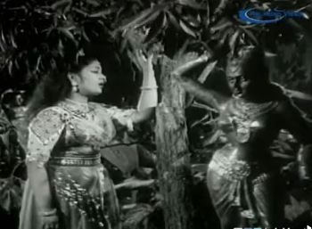Nithirai Illaiyadi Sagiye